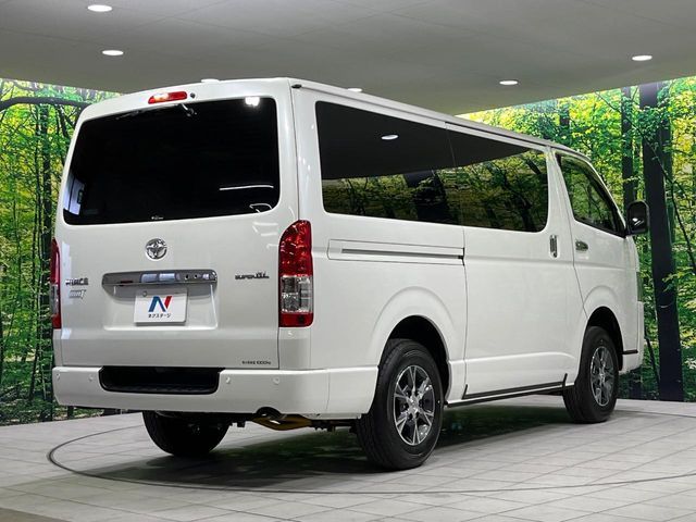 HIACE van 4WD