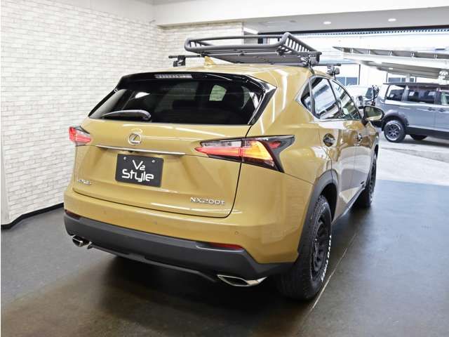 LEXUS NX200t