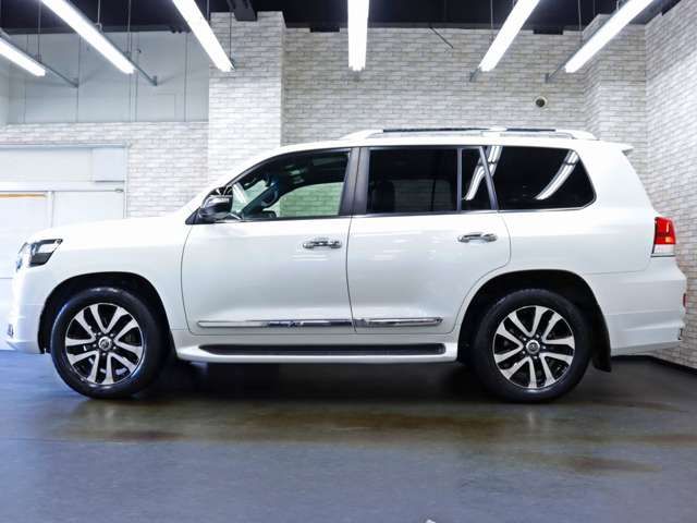 LANDCRUISER wagon