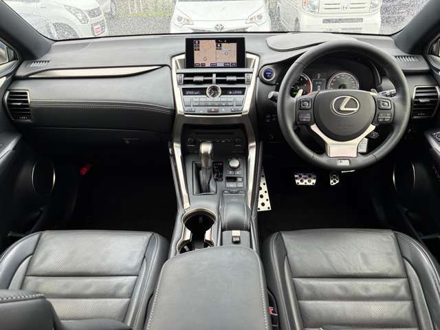 LEXUS NX300h AWD