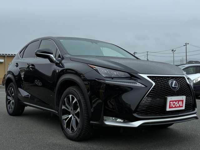 LEXUS NX300h AWD