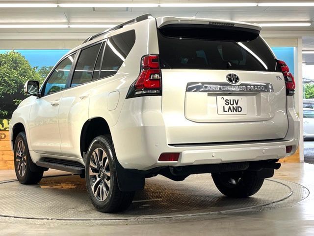 LANDCRUISER PRADO