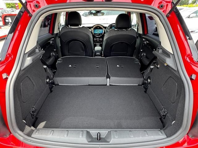 MINI COOPER D 5DOOR