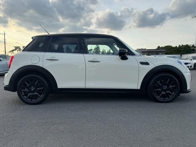 MINI COOPER D 5DOOR