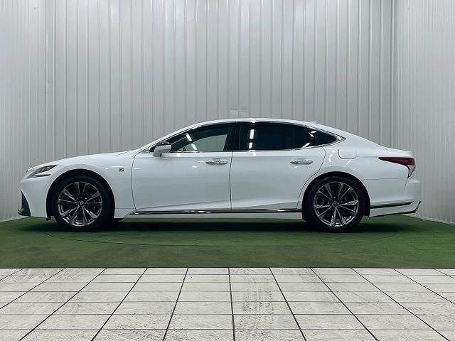 LEXUS LS500