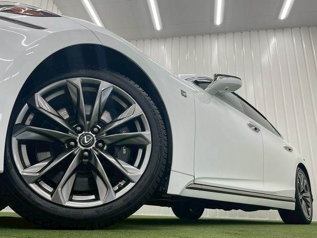 LEXUS LS500