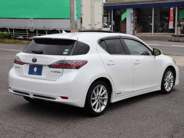 LEXUS CT200h