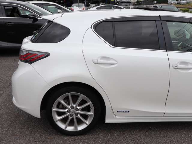 LEXUS CT200h