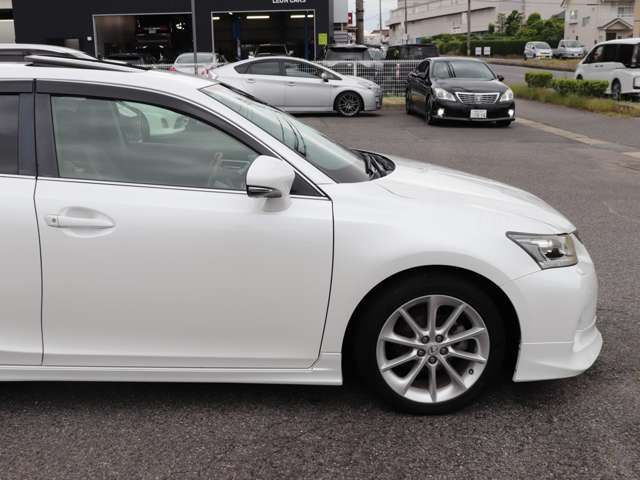 LEXUS CT200h