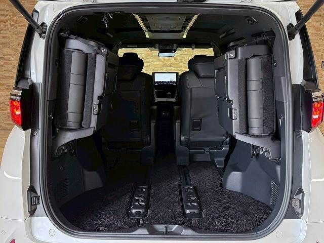 ALPHARD hybrid