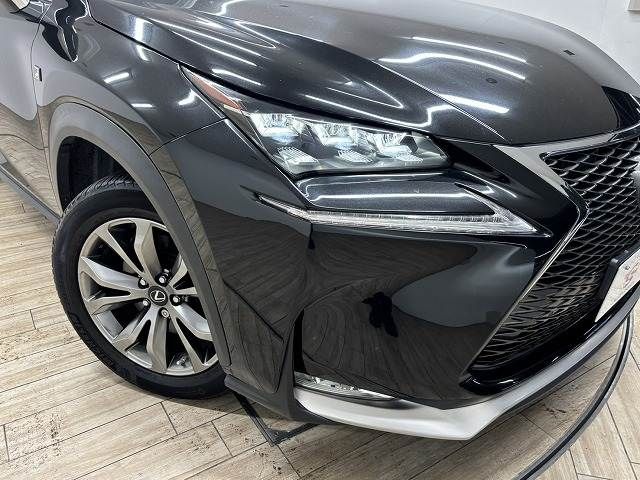 LEXUS NX300h