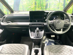 VOXY HYBRID