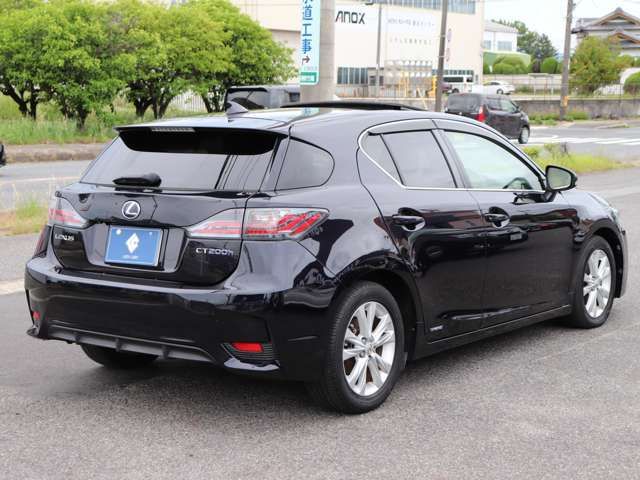 LEXUS CT200h