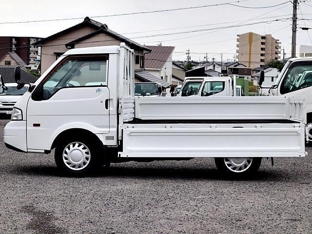 BONGO truck 2WD