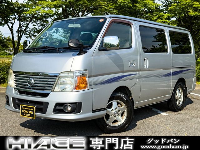 CARAVAN van 4WD