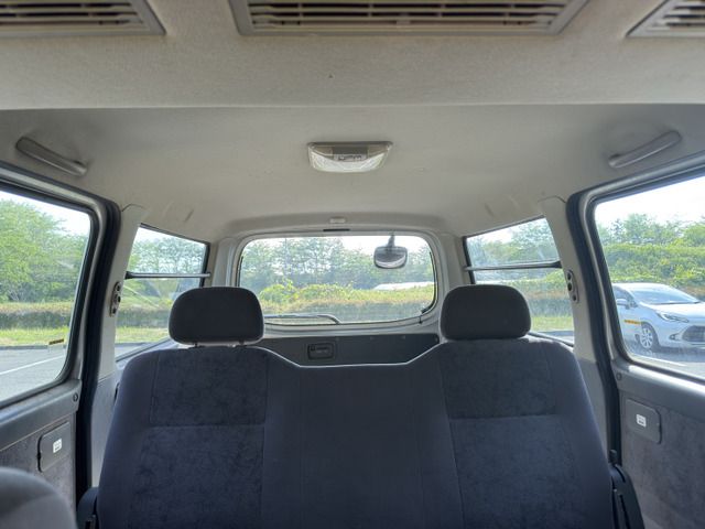 CARAVAN van 4WD