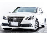 CROWN sedan