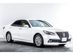 CROWN sedan