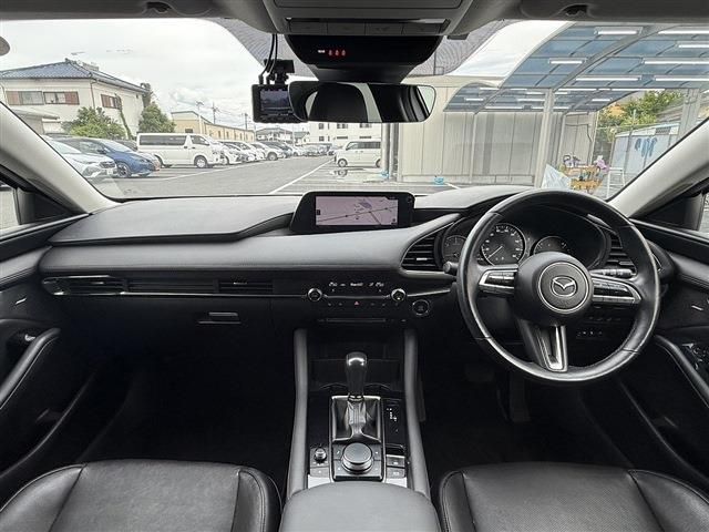 MAZDA3 SEDAN