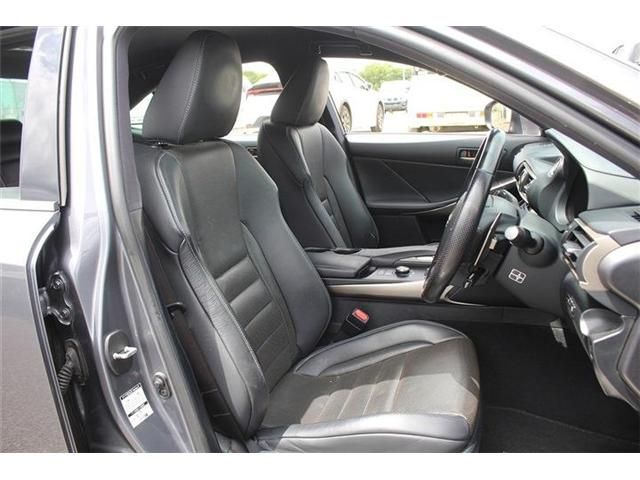 LEXUS IS300h