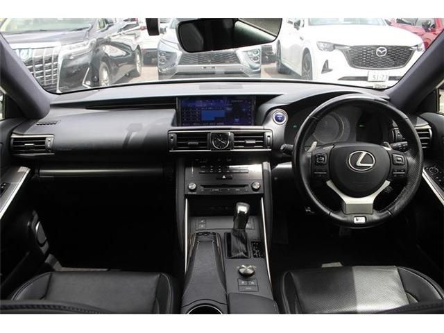LEXUS IS300h