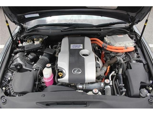 LEXUS IS300h