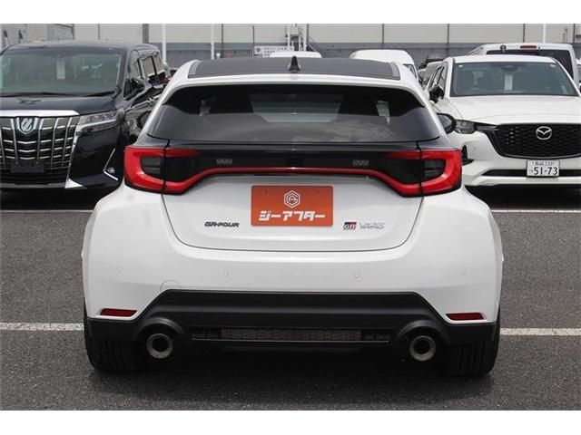 GR YARIS