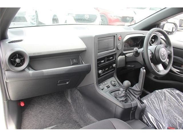 GR YARIS