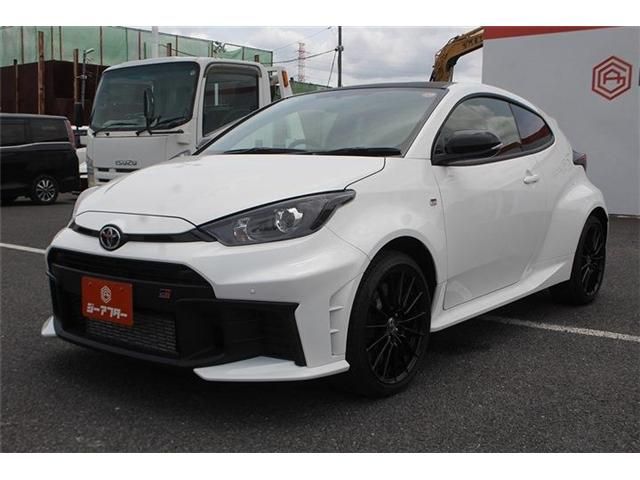 GR YARIS