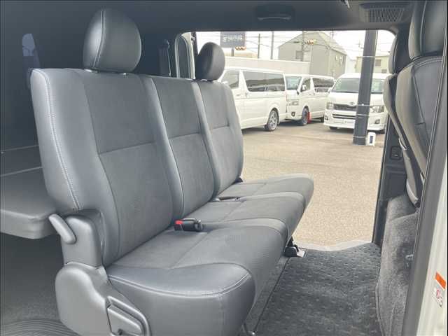 HIACE van 2WD