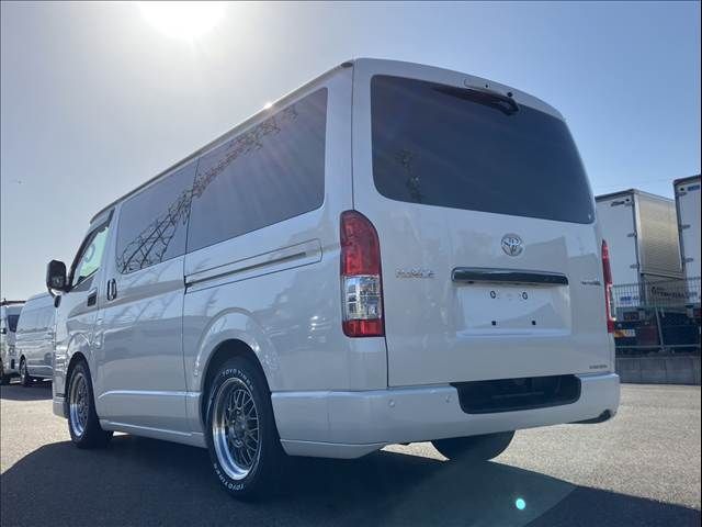 HIACE van 2WD