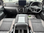 CARAVAN van 4WD