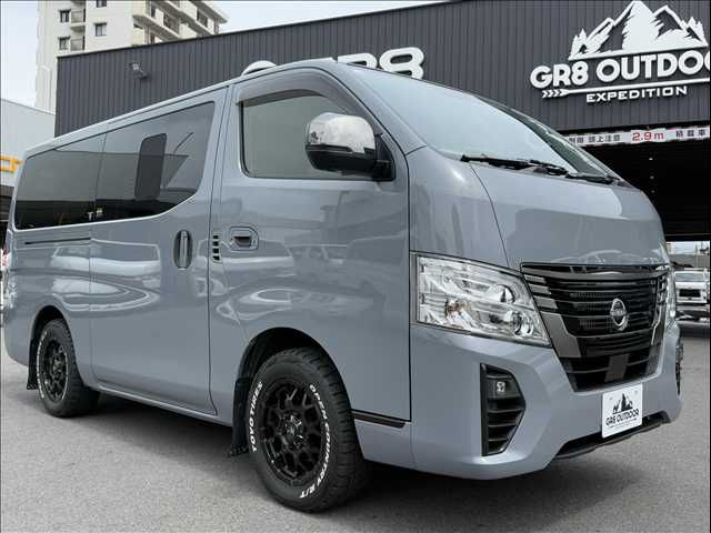 CARAVAN van 4WD