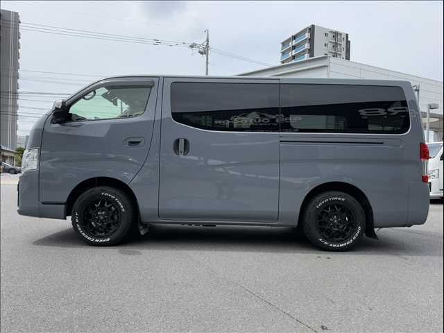 CARAVAN van 4WD