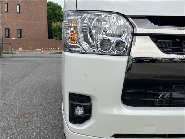 HIACE van 2WD