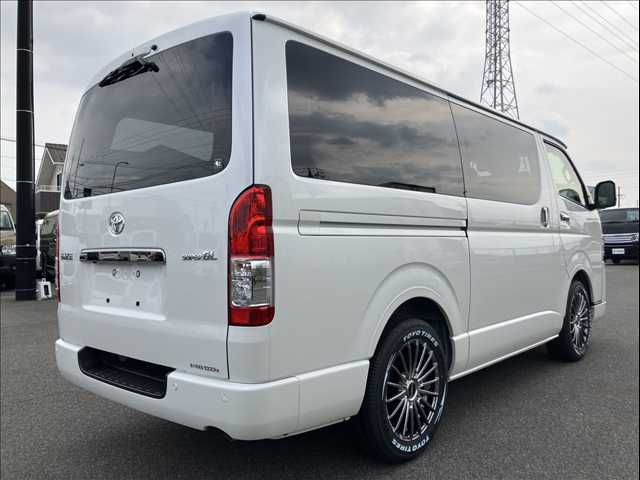 HIACE van 2WD