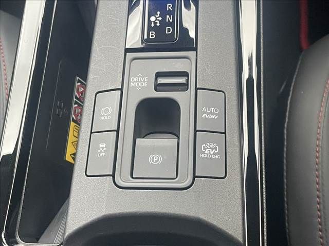 PRIUS PHV