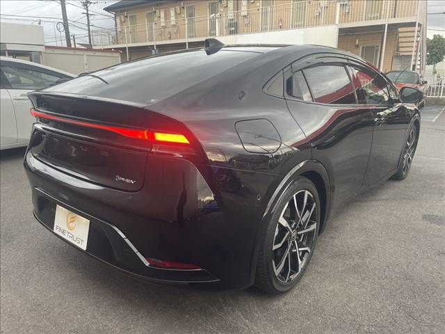 PRIUS PHV