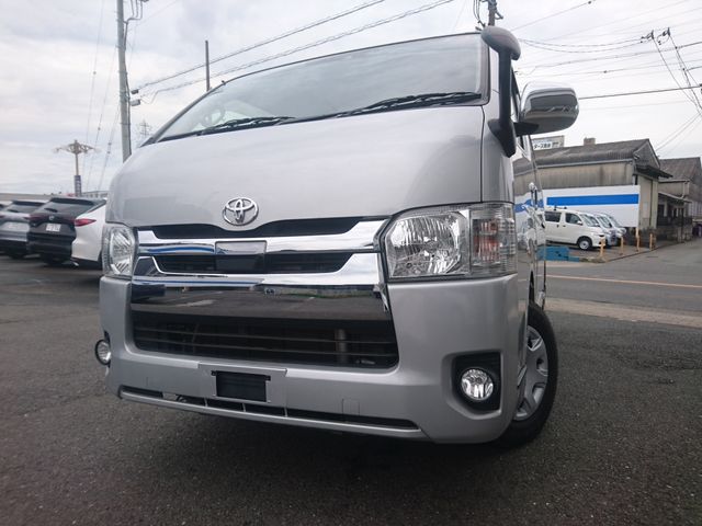 HIACE van 2WD