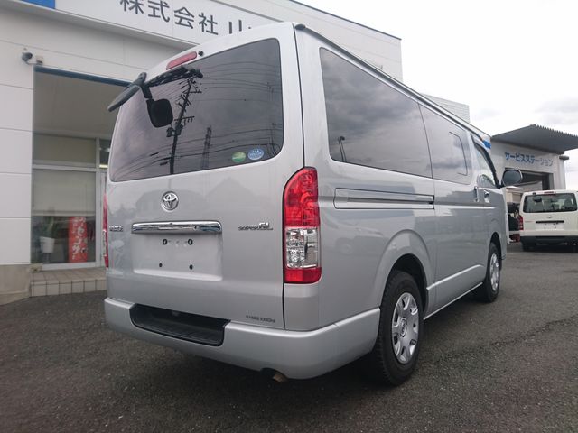 HIACE van 2WD