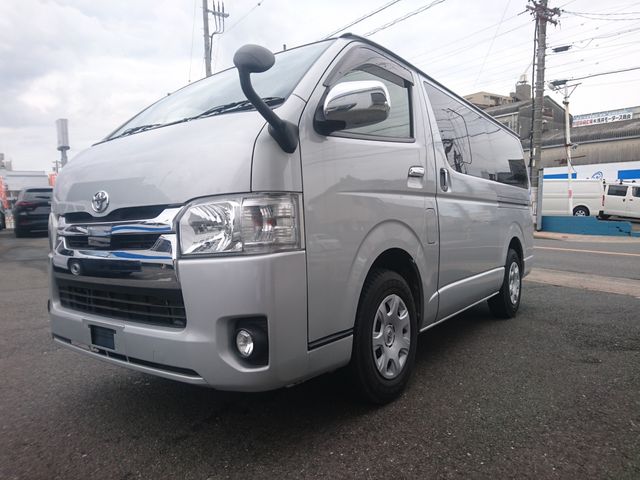 HIACE van 2WD