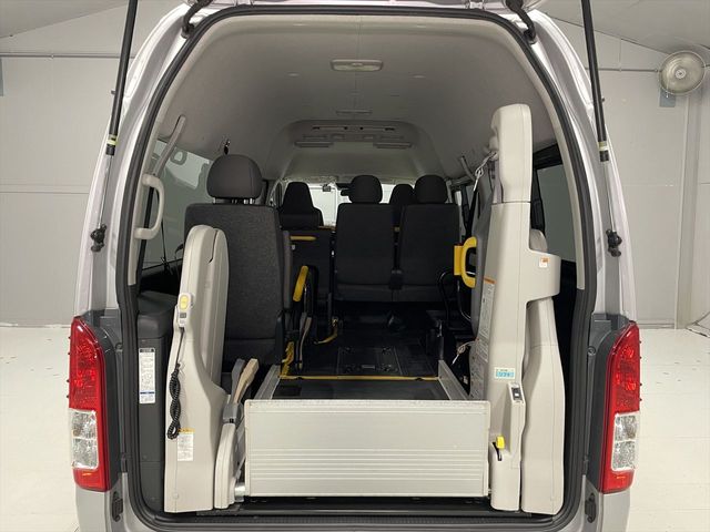 HIACE van 2WD