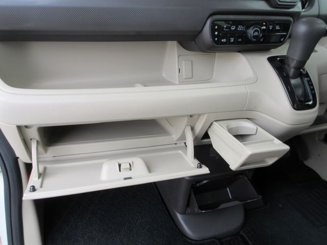 N BOX 4WD