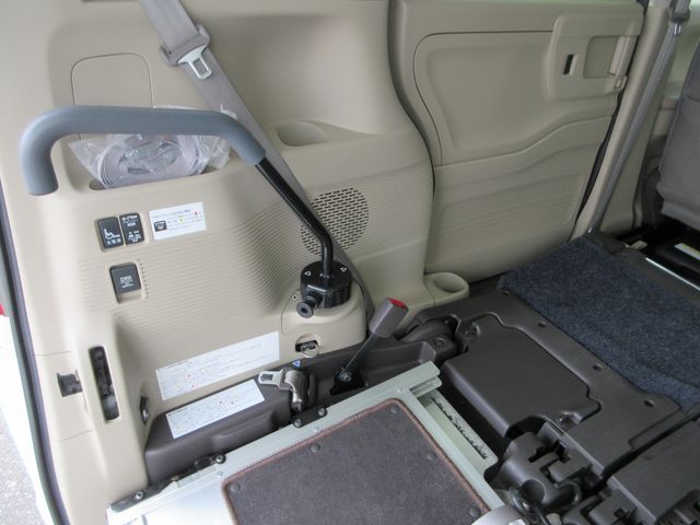 N BOX 4WD