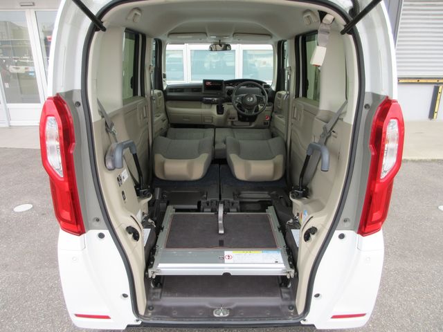 N BOX 4WD
