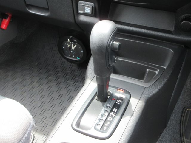 NV150 AD 4WD