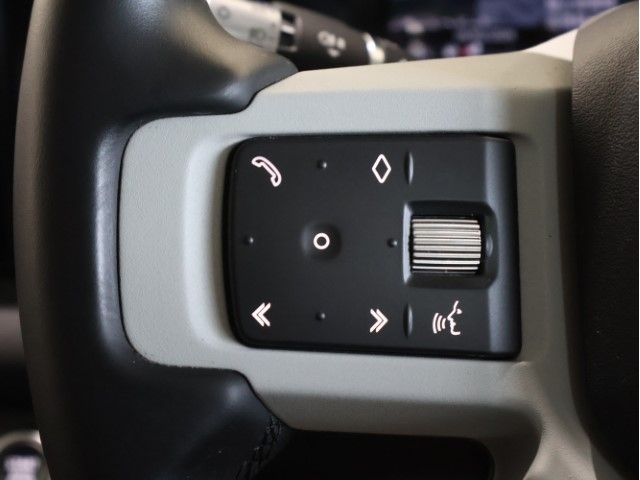 ROVER DEFENDER