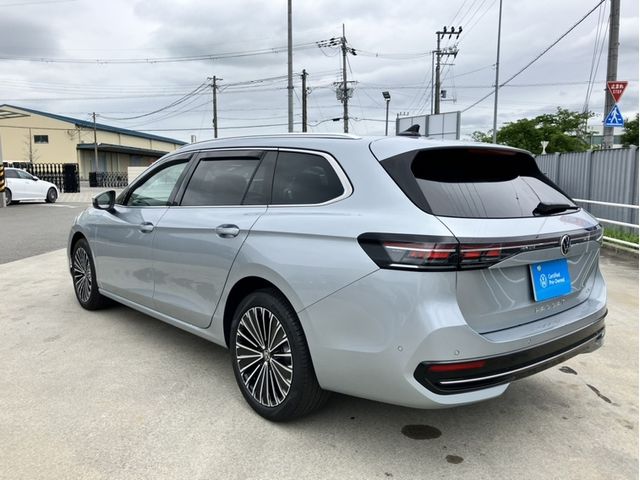 VOLKSWAGEN PASSAT wagon