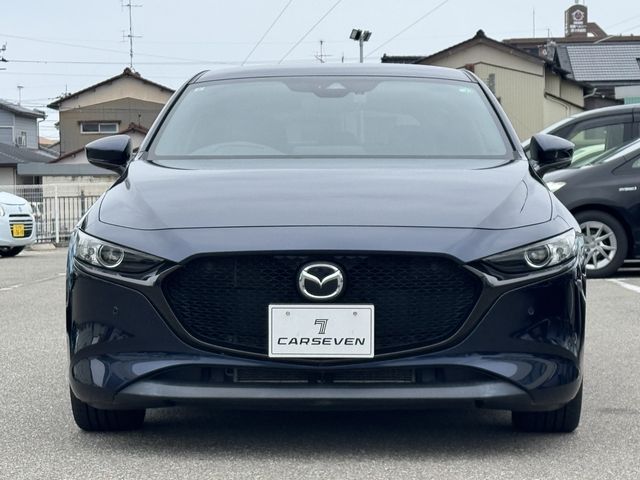 MAZDA3 FASTBACK