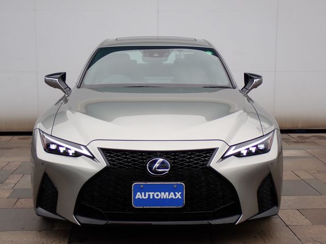 LEXUS IS300h